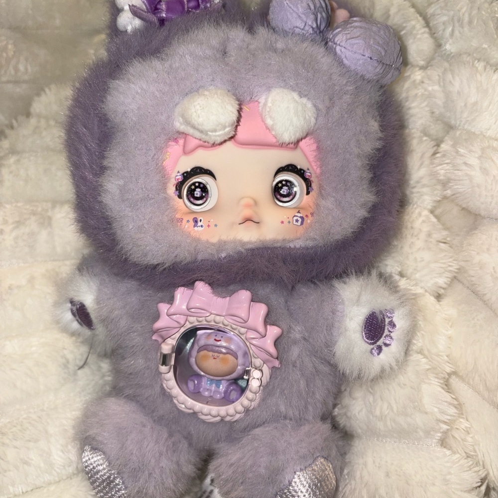 Nommi Sweetheart plush